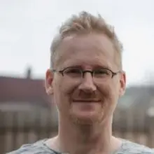 Meine Spezialitäten sind: Datenbanken, Datensicherheit, Datenschutz, Prozessoptimierung….